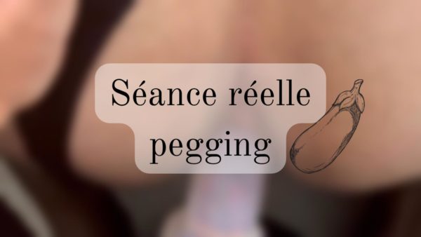 Séance réelle en duo Pegging